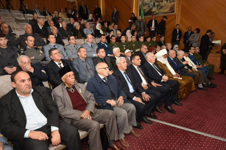 وزير المجاهدين وذوي الحقوق يشرف على افتتاح ندوة تاريخية بمناسبة الذكرى المزدوجة لتأسيس الاتحاد العام للعمال الجزائريين وتأميم المحروقات