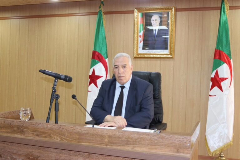 وزير المجاهدين وذوي الحقوق يترأس اجتماعًا تحضيريًا لتنظيم الجلسات الوطنية للذاكرة والتاريخ